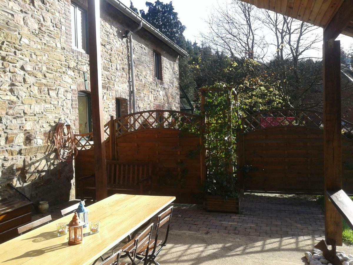 Au Coin Des Fagnes Apartment Жале Екстериор снимка